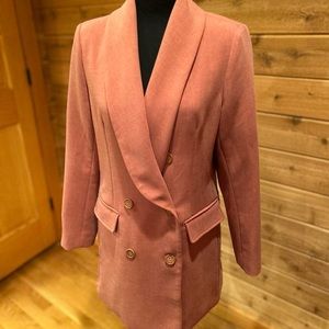 gorgeous like new peachy pink long line blazer by Gibson look